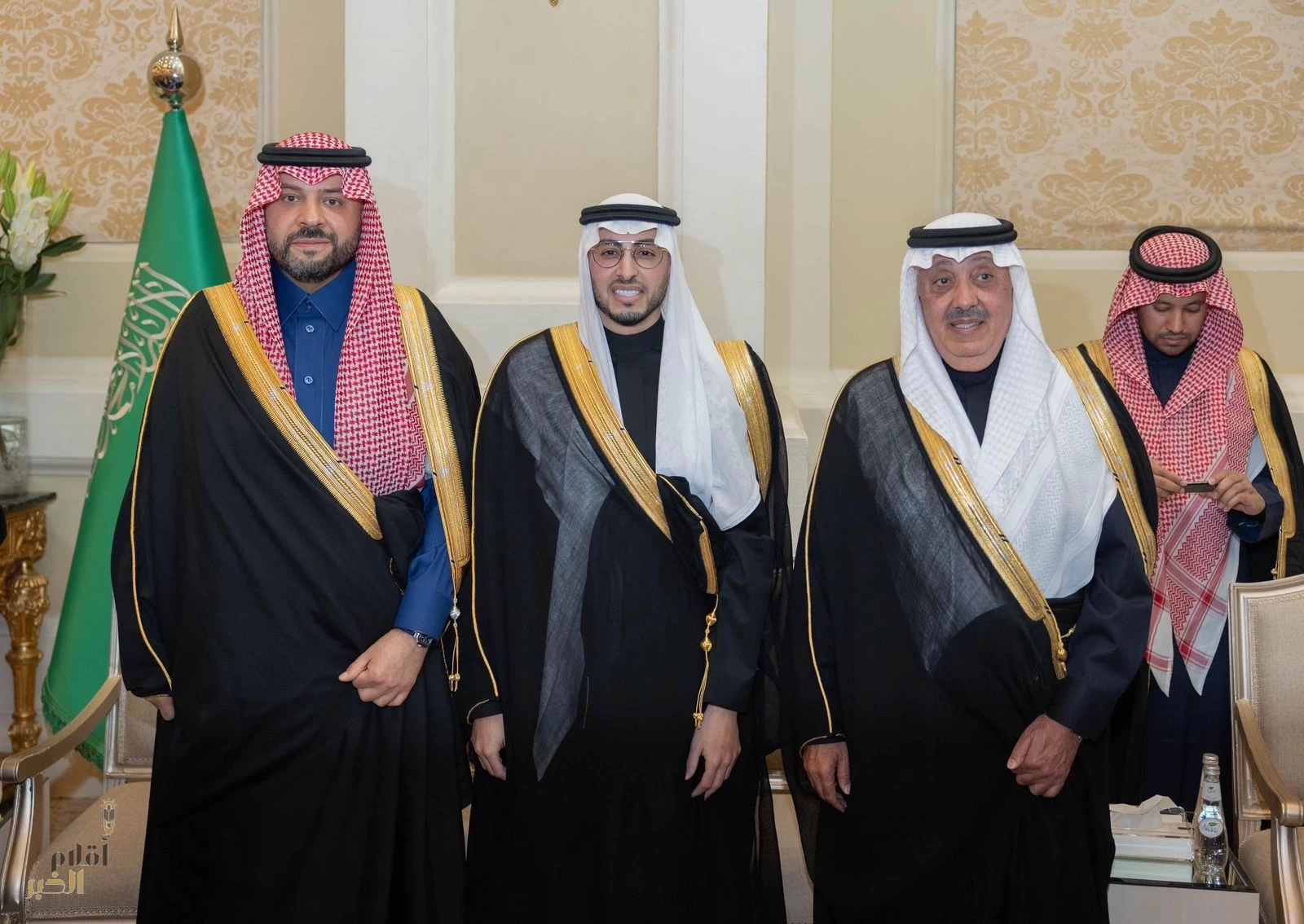 أمير منطقة الرياض يدعو لحضور حفل زواج الأمير خالد بن متعب على كريمة فيصل بن خالد 