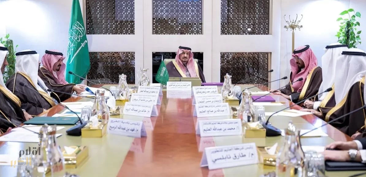 أمير منطقة الرياض يطلع على جهود شركة عبدالله العثيم للاستثمار في محافظة الخرج