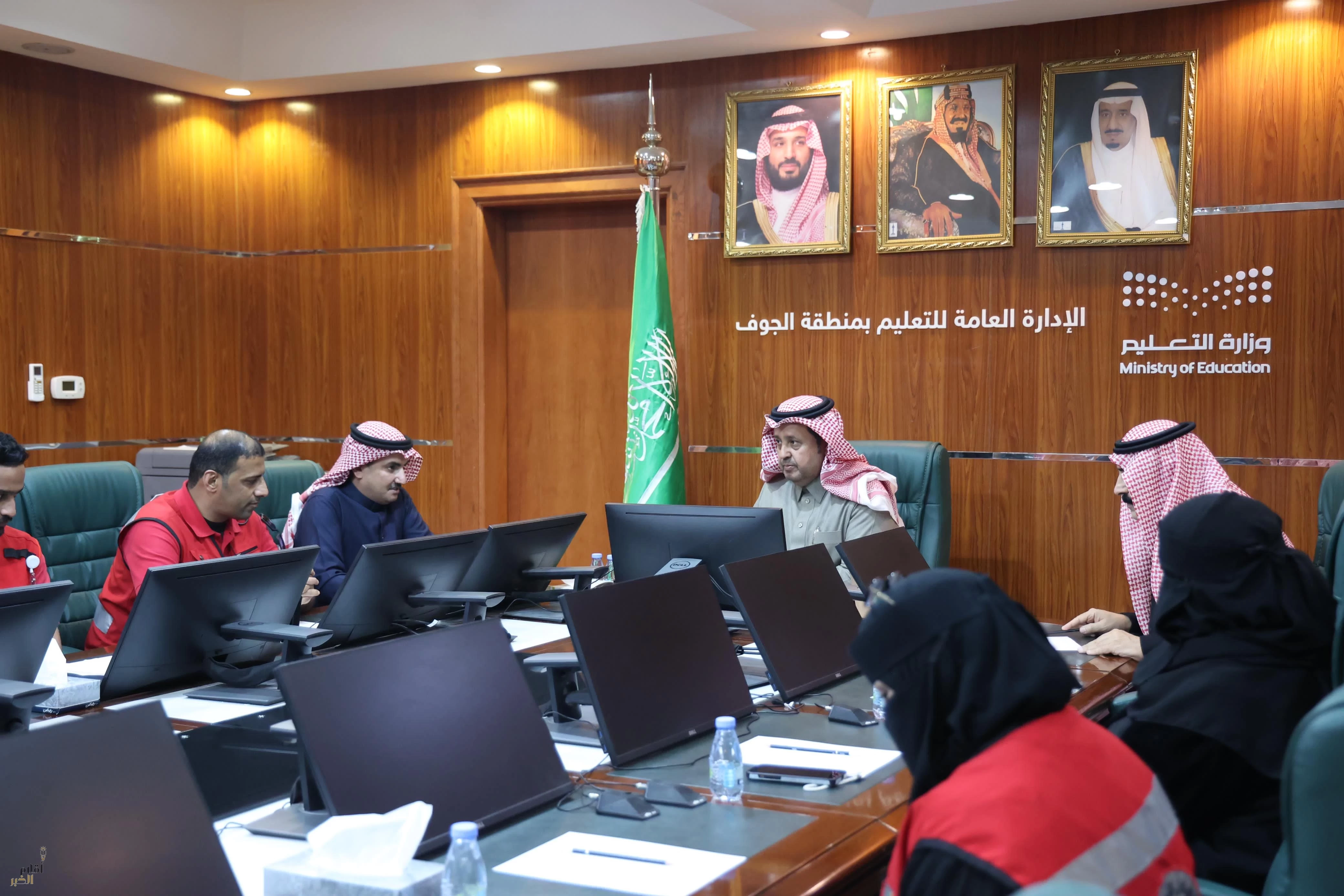هيئة الهلال الأحمر بالجوف وإدارة التعليم بالمنطقة تطلقان برنامج “المسعف المدرسي” لتدريب 2880 معلمًا ومعلمة