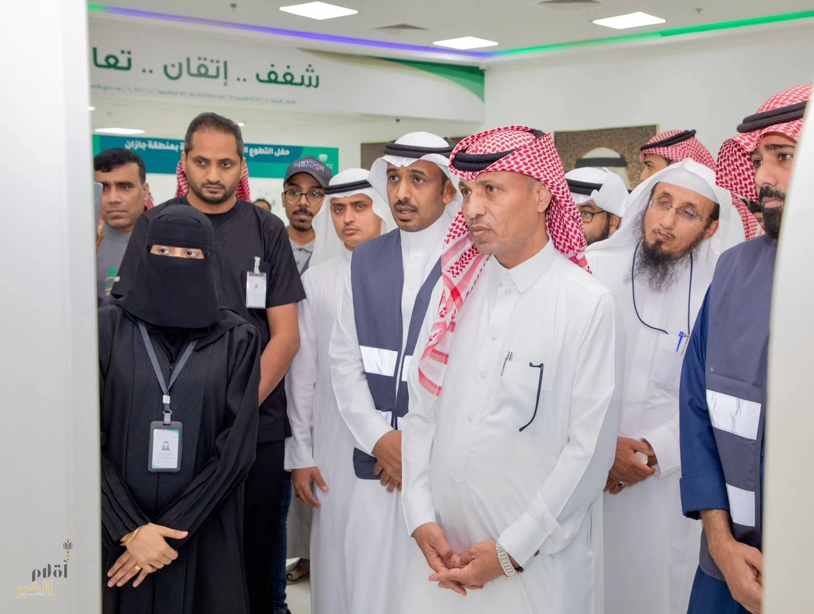 "النعمي" يكرم المتطوعين لعام ٢٠٢٤م ويدشن حاضنة الفرق التطوعية بصحة جازان "