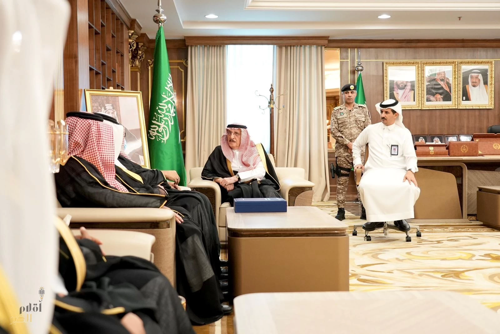 سمو أمير منطقة جازان يستقبل الرئيس التنفيذي للمركز الوطني للأرصاد