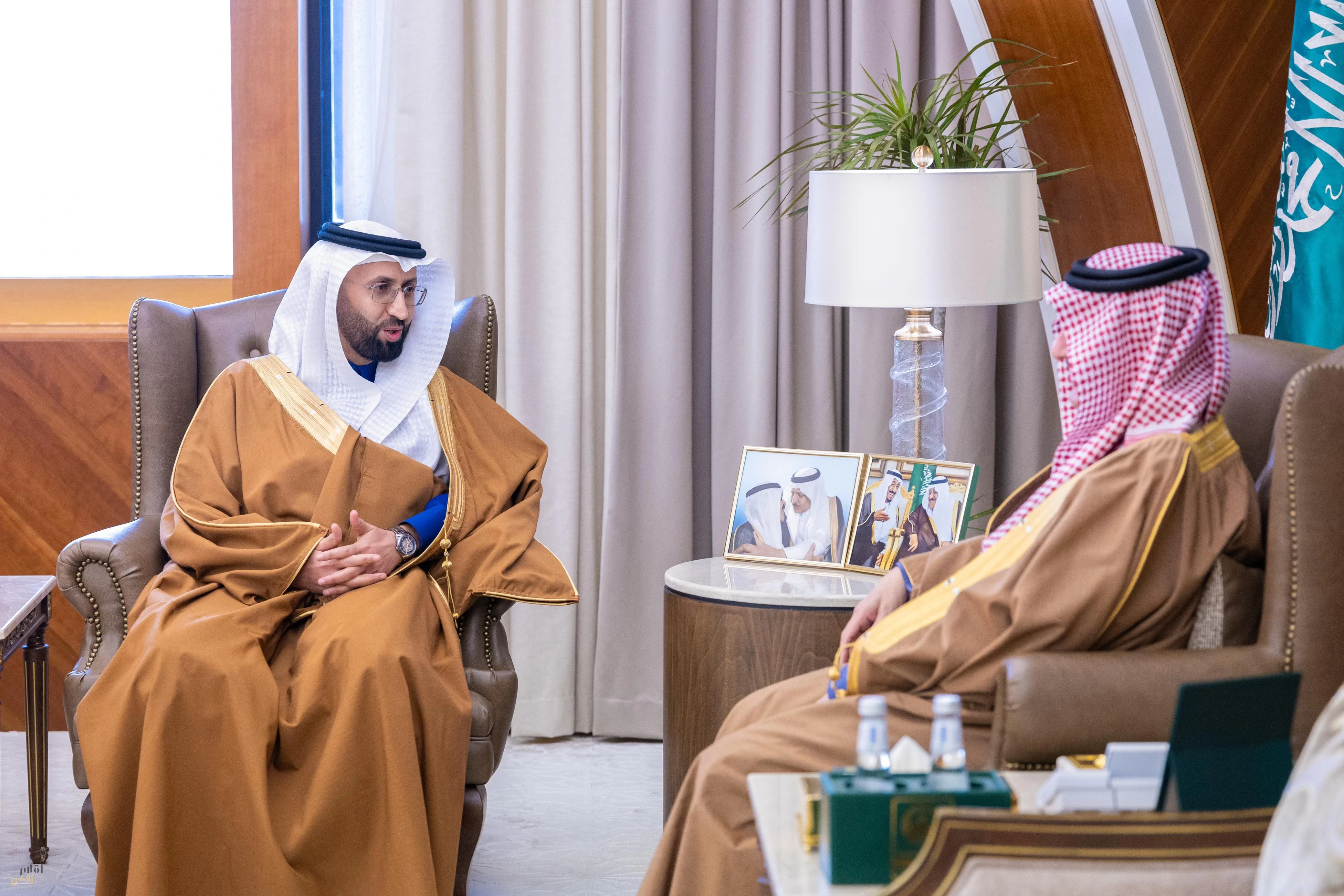 أمير الشرقية يستقبل معالي الرئيس التنفيذي للهيئة العامة للغذاء والدواء
