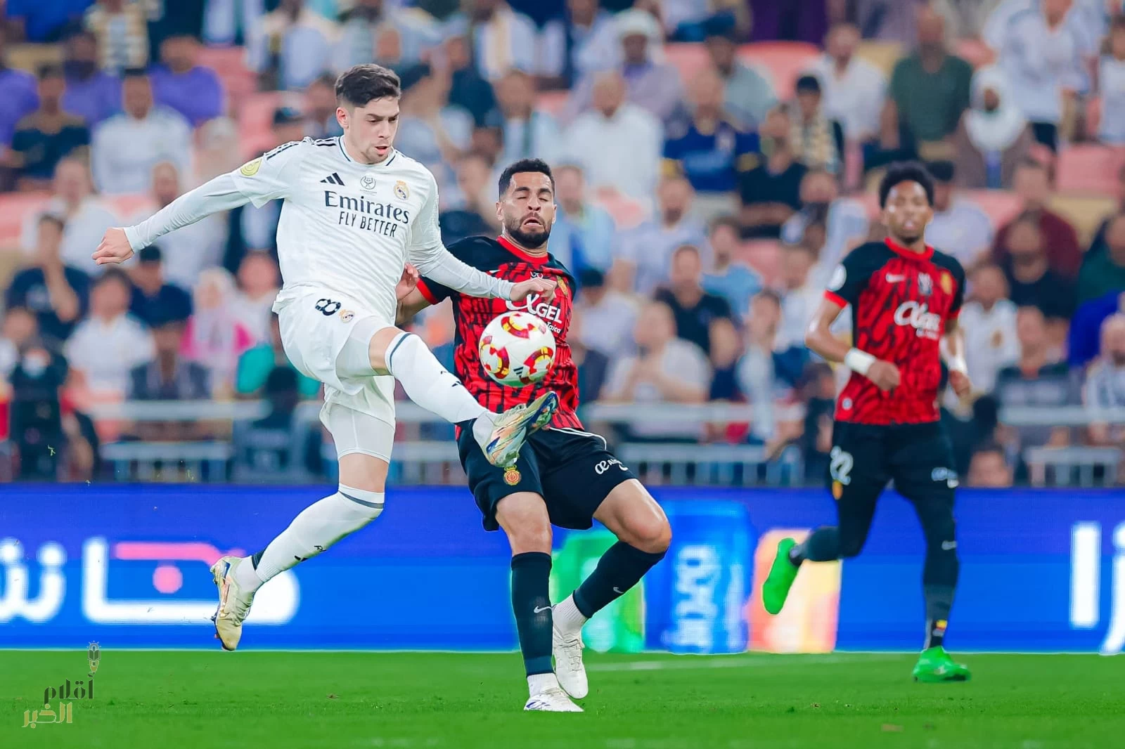 كلاسيكو الأرض .. الريال يتأهل لملاقاة برشلونة في النهائي