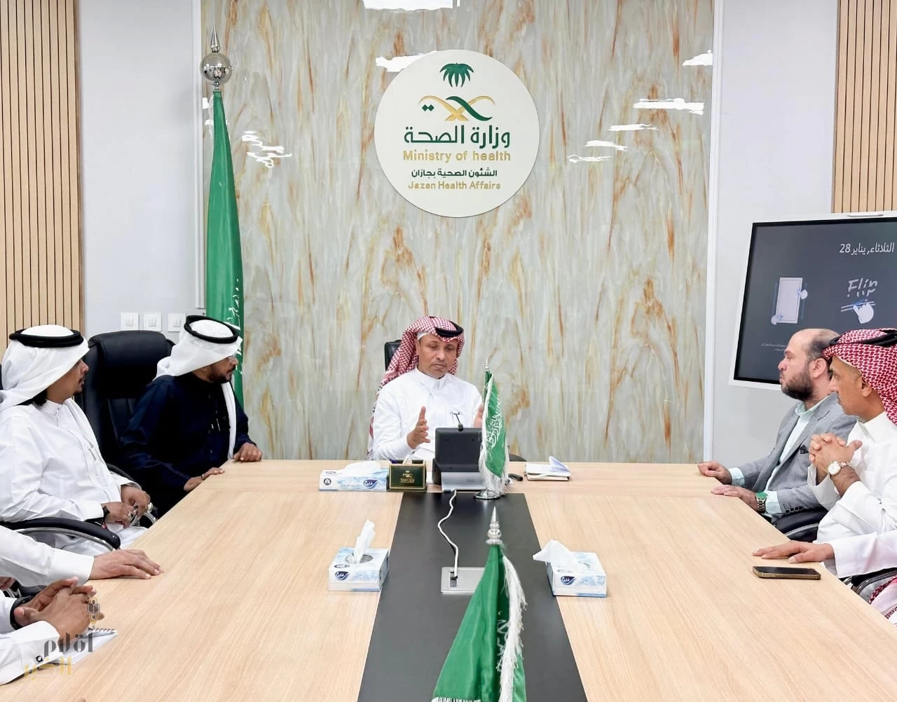 "النعمي" يبحث سبل تطوير القطاع الصحي الخاص مع اللجنة القطاعية بغرفة جازان