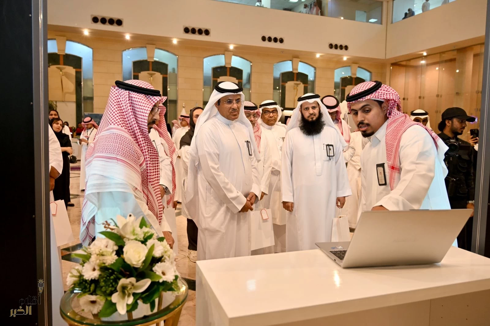 معرض تعريفي يسلط الضوء على دور الصحة السكانية بجدة