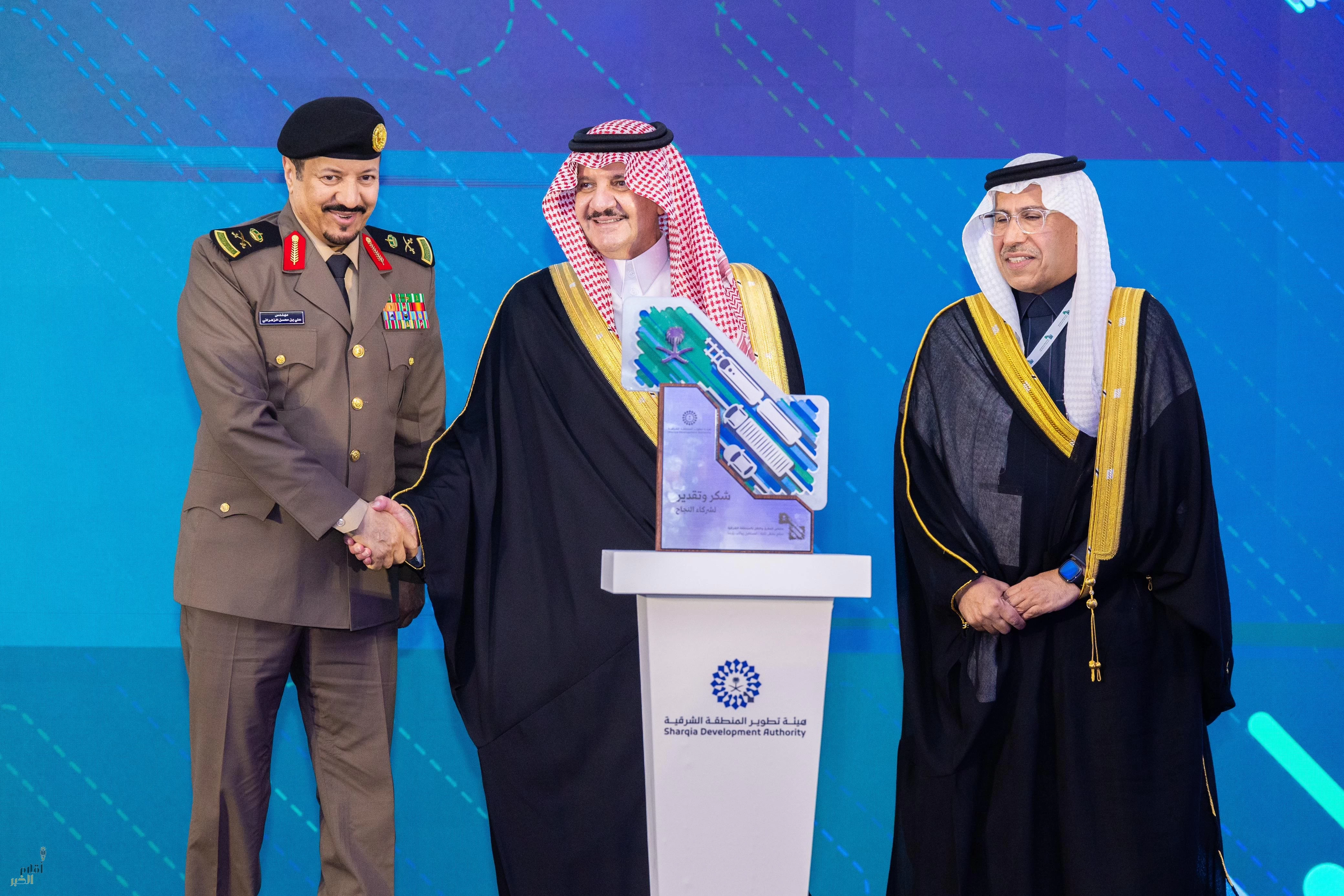 أمير الشرقية يدشن ملتقى الطرق والنقل بالمنطقة الشرقية