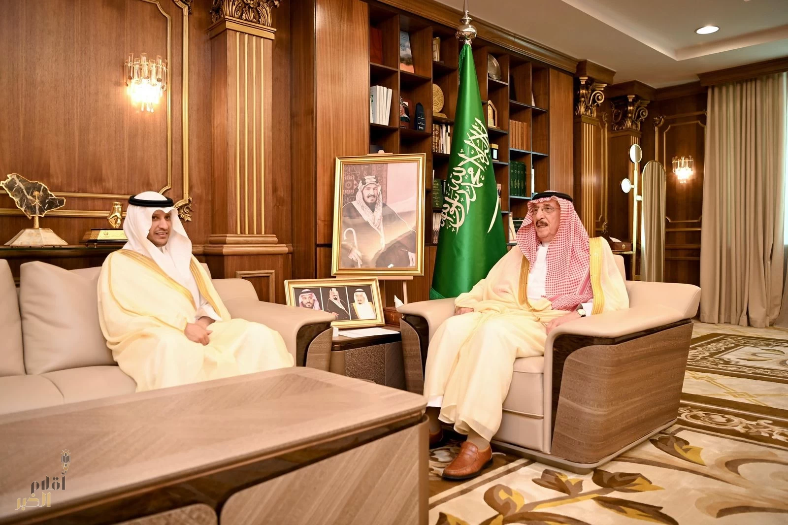 أمير جازان يستقبل مدير عام فرع وزارة العدل بالمنطقة