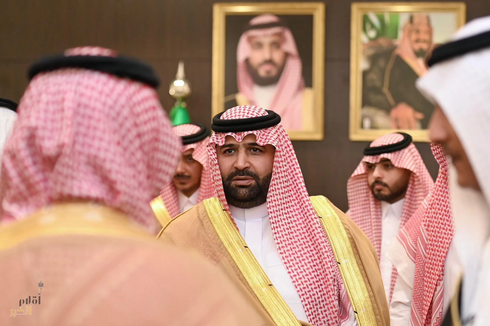 الأمير محمد بن عبدالعزيز يستقبل أهالي جازان المهنئين بتعيينه أميرًا للمنطقة