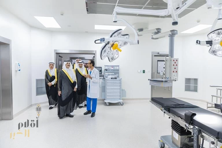 أمير الشرقية يدشن مركز الحروق والتجميل بجامعة الإمام عبدالرحمن