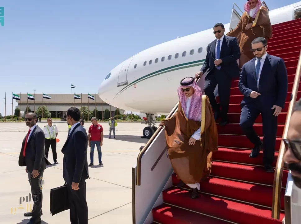 وصول سمو وزير الخارجية والوفد الاقتصادي رفيع المستوى إلى دمشق في زيارة رسمية