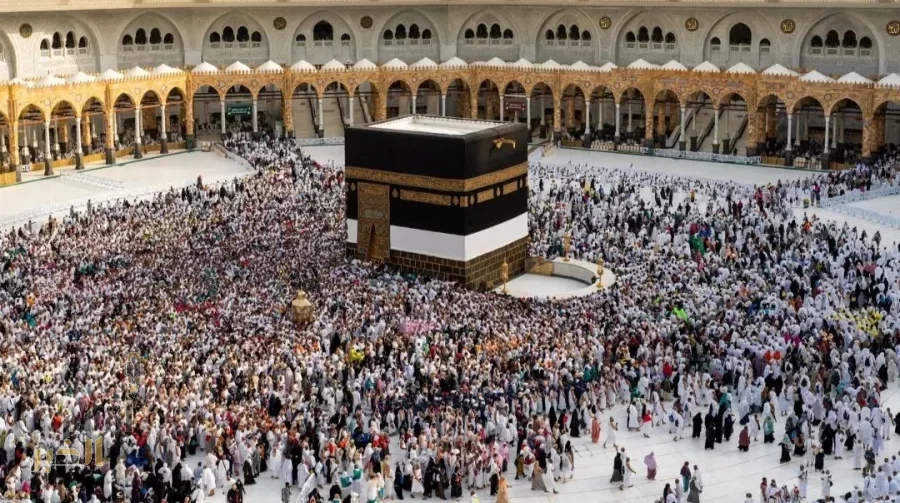 ابتسم.. أنت في السعودية".. مبادرة تطوعية لخدمة ضيوف الرحمن بمدينة الحجاج بالشقيق