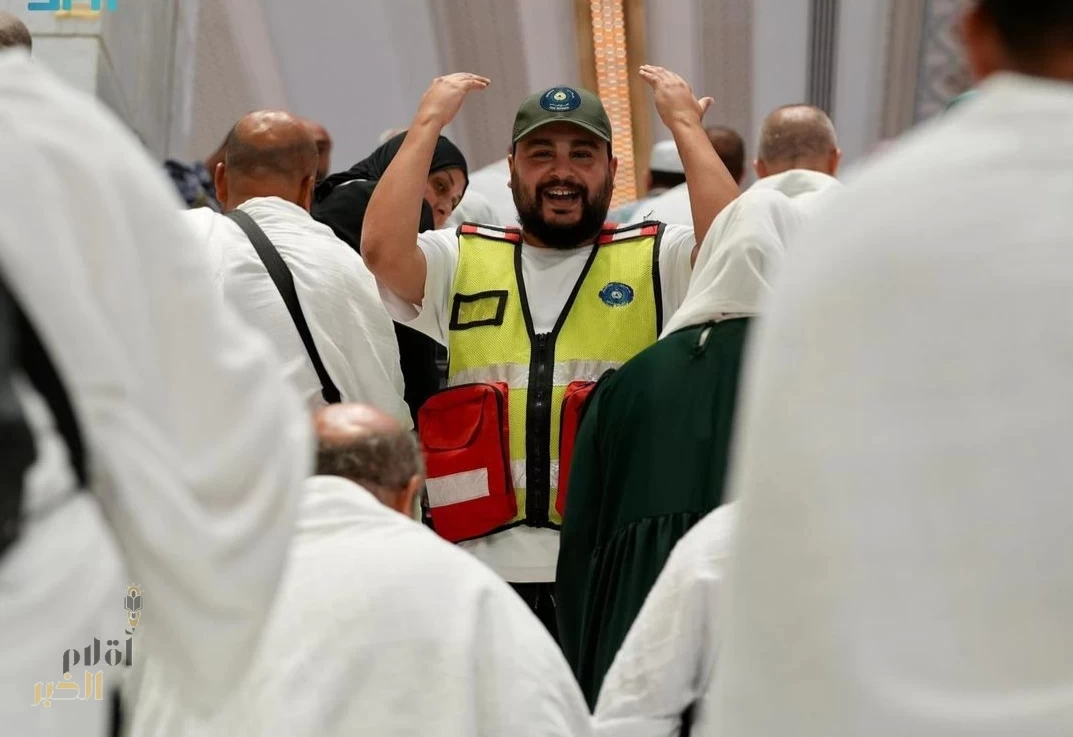 متطوعو الدفاع المدني يشاركون في خدمة ضيوف الرحمن لحج هذا العام 1446هـ