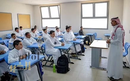 عودة الطلاب لمقاعد الدراسة غدًا مع انطلاق الاختبارات النهائية