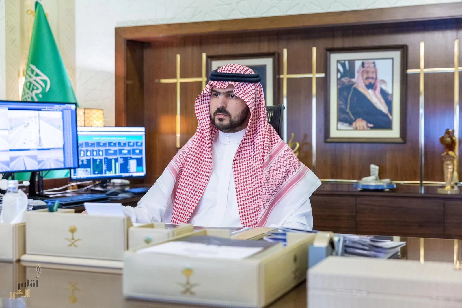 نائب أمير الشرقية يترأس اجتماع تطوير الأحساء ويستعرض مستجدات المشاريع الاستراتيجية
