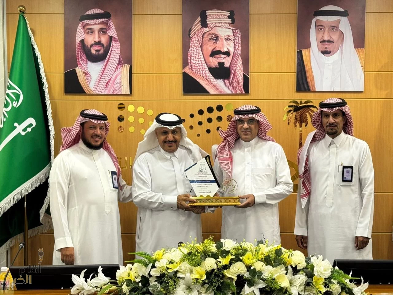 مدير عام تعليم الطائف يكرم مديري مكاتب التعليم