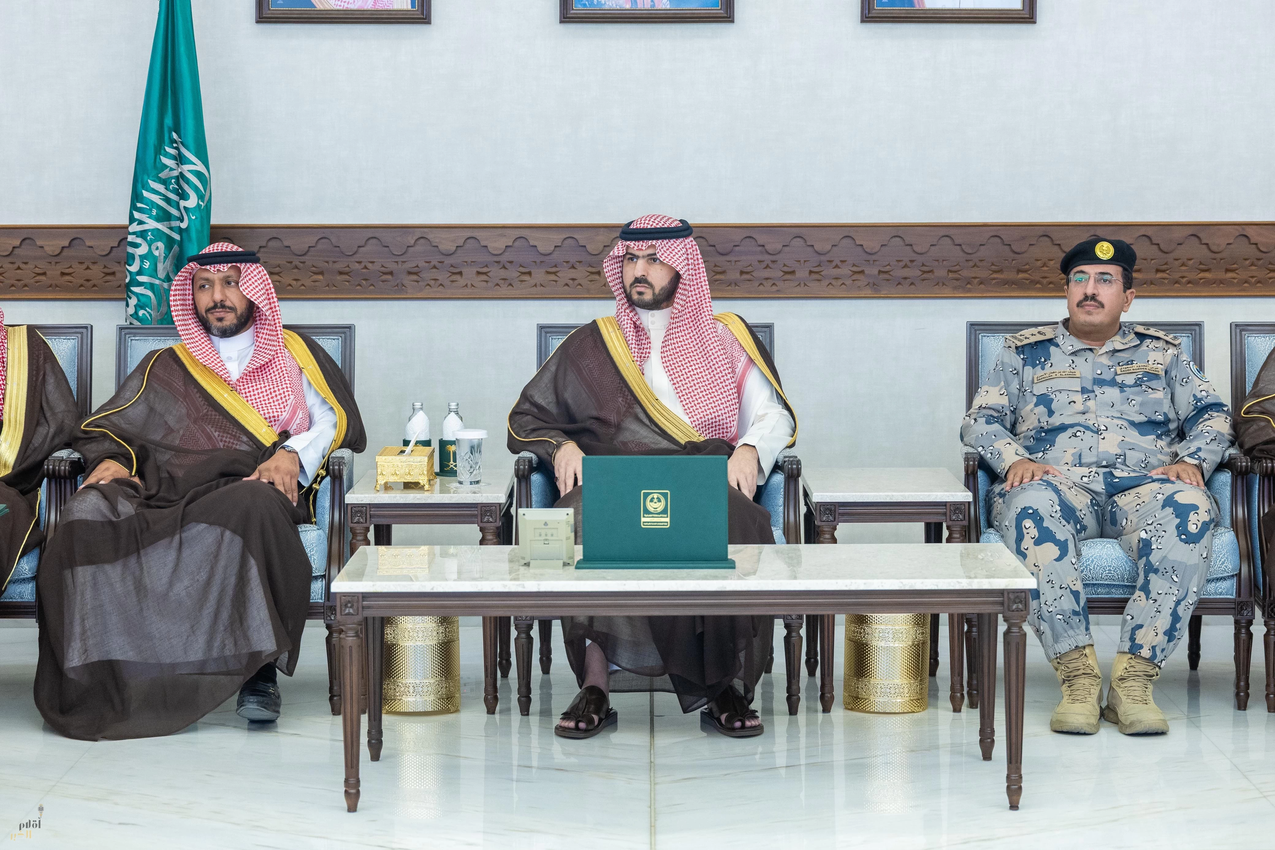 نائب أمير الشرقية يكرّم المشاركين في مبادرات بيئية نوعية