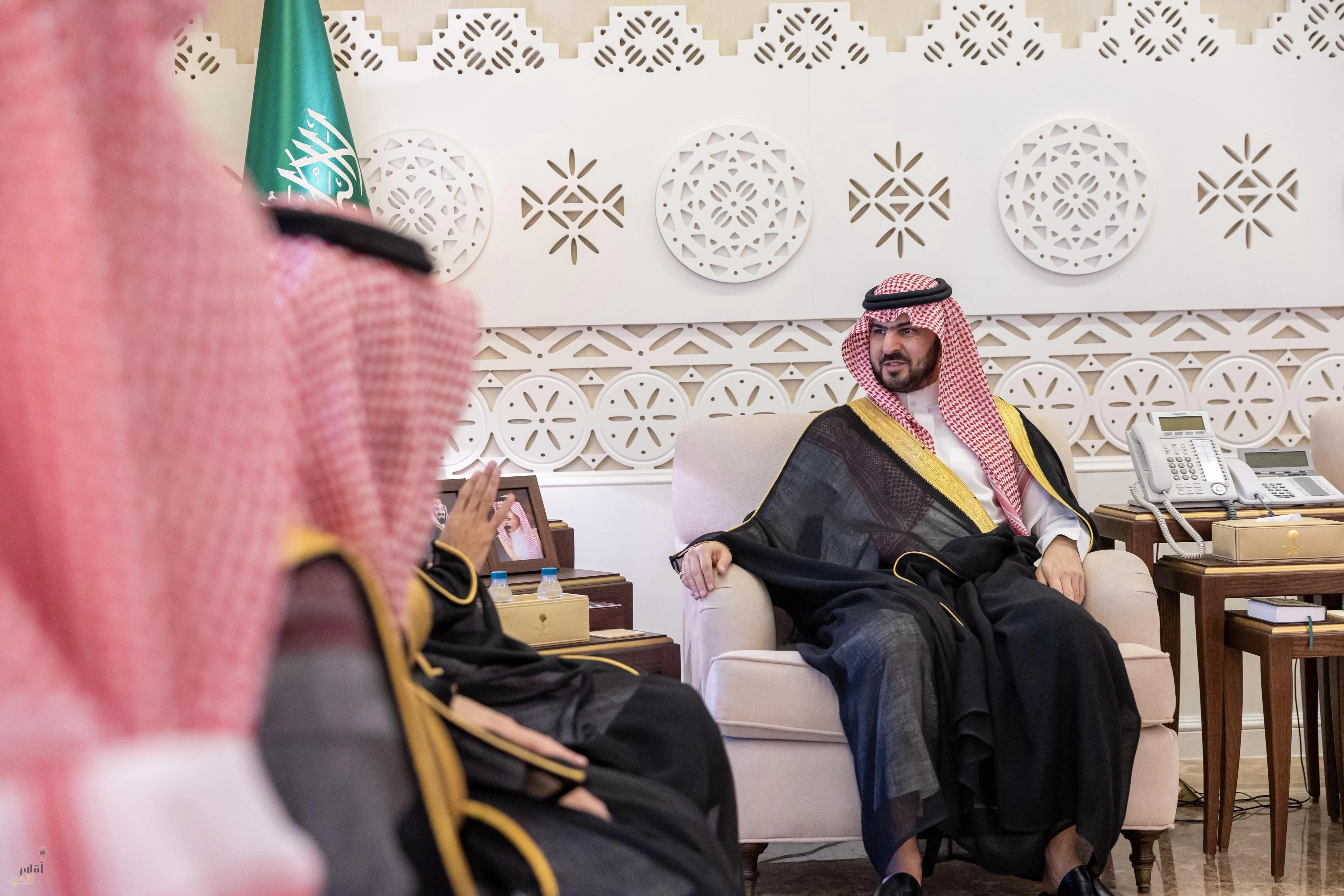 سمو نائب أمير المنطقة الشرقية يستقبل مدير عام “هدف”