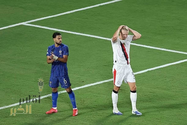 بعد إقصاءه المان سيتي..الهلال حديث الصحافة العالمية