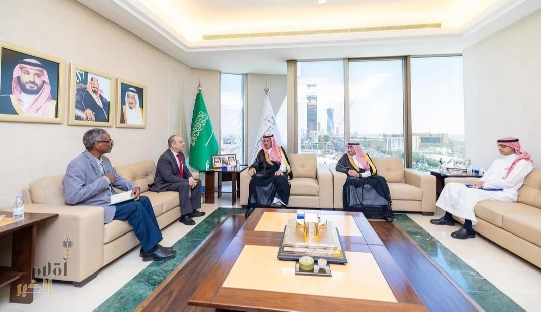 رئيس "الأمن الغذائي" يستقبل مدير برنامج منظمة (الفاو) بالمملكة