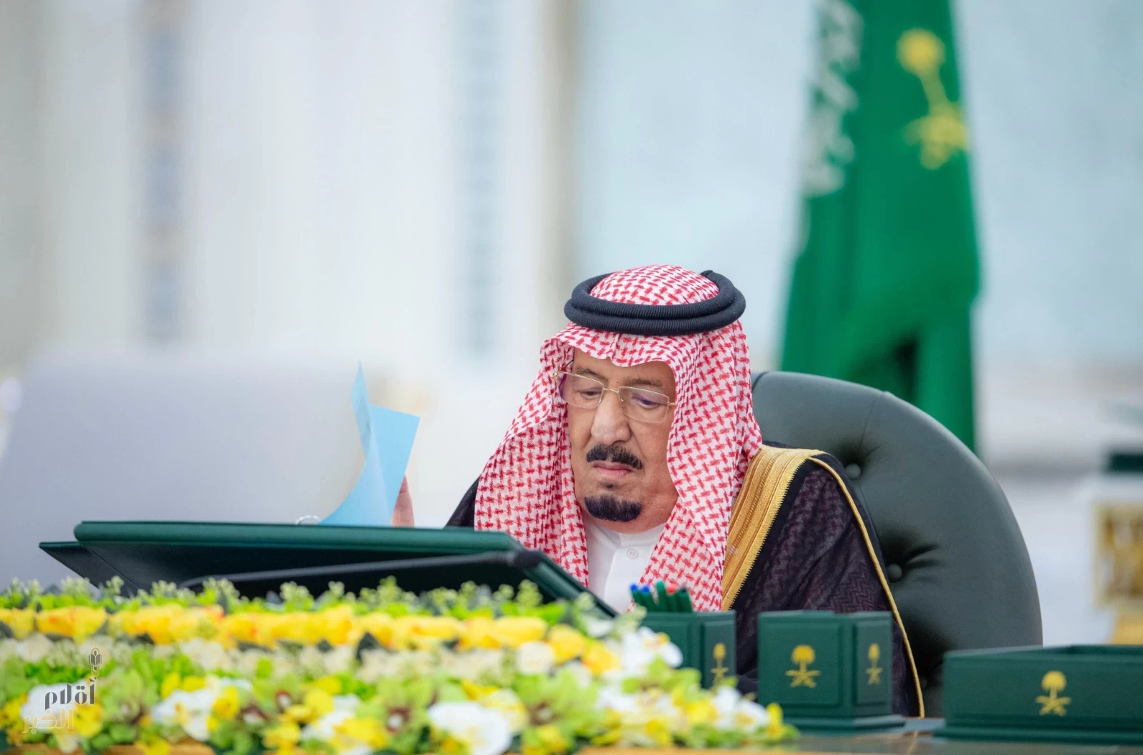 خادم الحرمين الشريفين يرأس جلسة مجلس الوزراء
