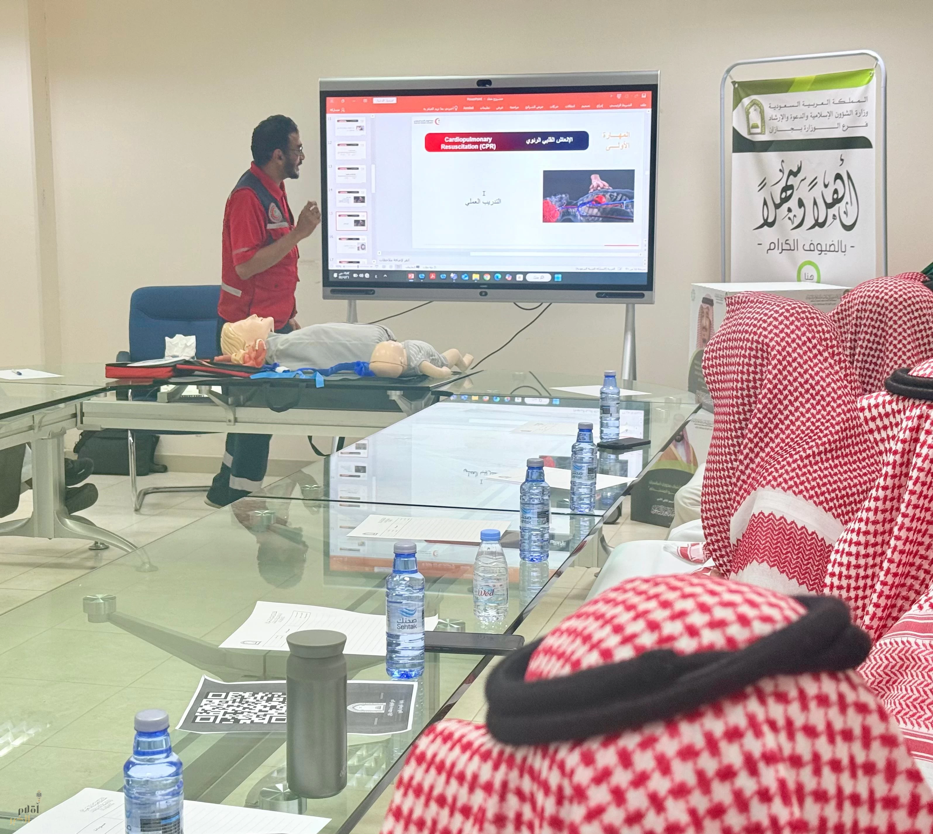 الشؤون الإسلامية في جازان تواصل تنفيذ السلسلة التدريبية في مهارات الإسعافات الأولية