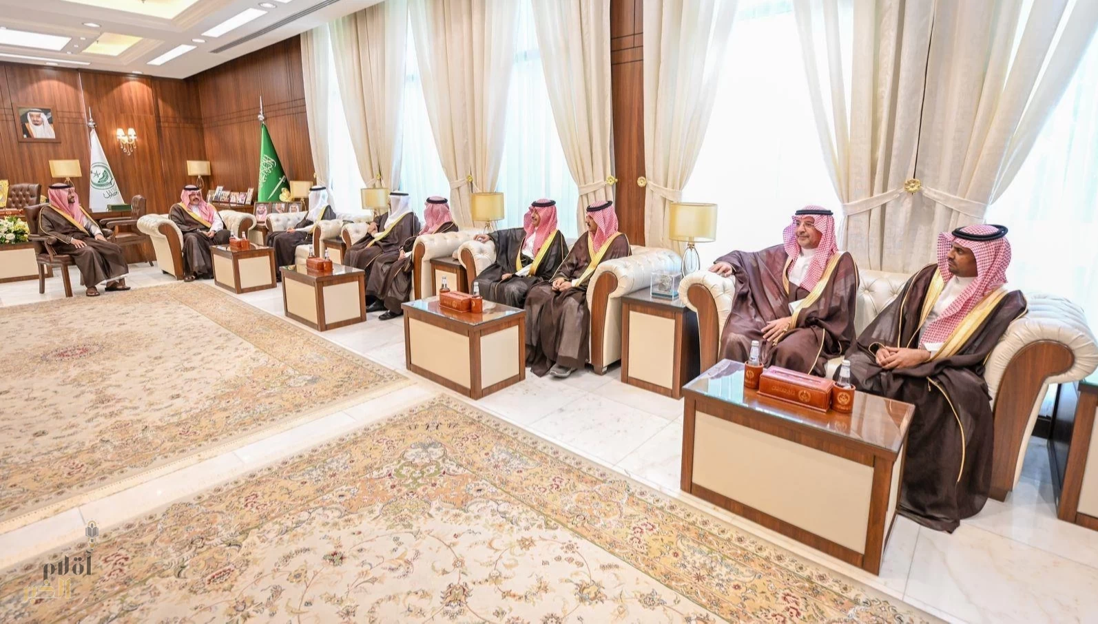 أمير منطقة حائل يستقبل وزير النقل والخدمات اللوجستية