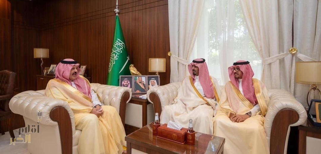 أمير منطقة حائل يستقبل رئيس مجلس إدارة شركة مشاريع