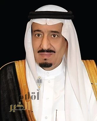 خادم الحرمين الشريفين يهنئ رئيس المجلس الرئاسي الليبي بذكرى استقلال بلاده