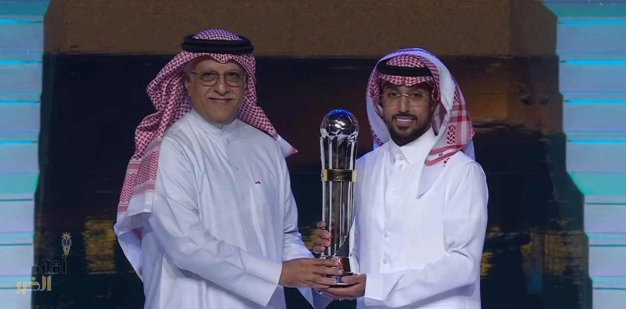 سالم الدوسري.. نجم القارة يتوَّج بالأفضل مجددًا