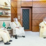 أمير المنطقة الشرقية يستقبل الرئيسين التنفيذيين لتجمعي الشرقية والأحساء الصحيين