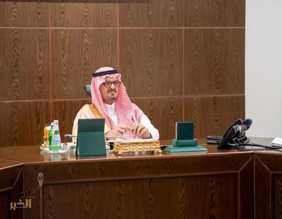 نائب أمير منطقة مكة المكرمة يرأس اجتماع جاهزية منظومة الحج