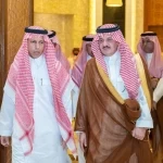 سمو أمير المنطقة الشرقية يعزي سعد العتيبي في وفاة والده 