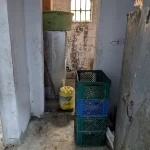 أمانة جدة تُغلق موقعًا مخالفًا وتتلف نحو 10 أطنان من المخبوزات الفاسدة 