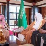 أمير تبوك يستقبل رئيس المحكمة الإدارية بالمنطقة