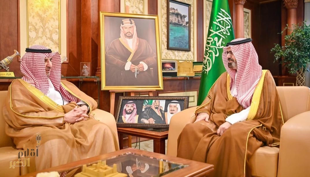 نائب أمير منطقة جازان يستقبل نائب وزير الصناعة والثروة المعدنية لشؤون التعدين