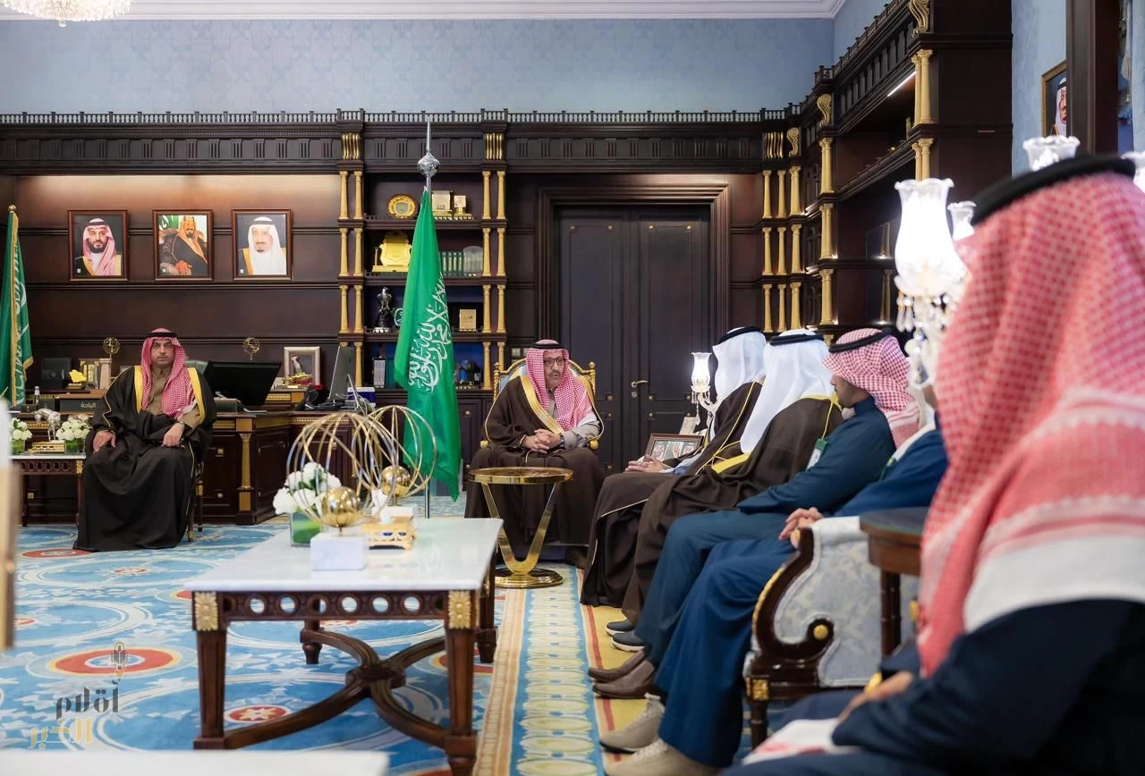 أمير منطقة الباحة يستقبل وكيل وزارة البيئة ويشهد توقيع مذكرة تفاهم في مجال الصحة الوقائية
