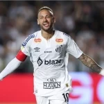 نيمار يمدد ارتباطه بسانتوس حتى نهاية 2026