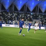 الفتح يعمّق جراح الشباب ويواصل صحوته في دوري روشن