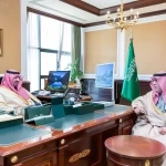 نائب أمير تبوك يستقبل مدير عام التعليم بالمنطقة