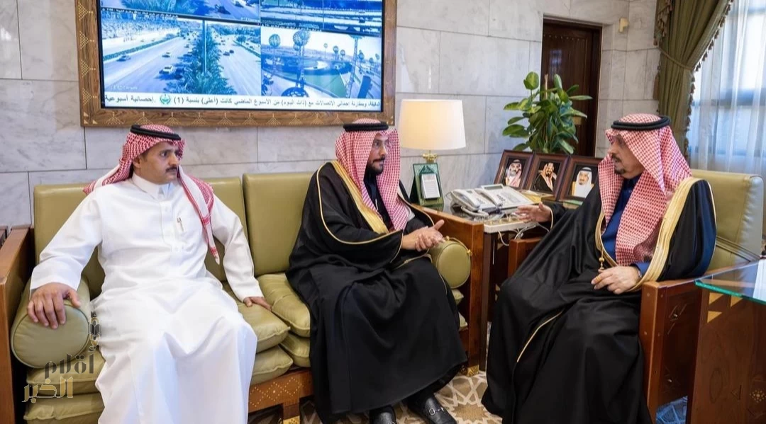 أمير منطقة الرياض يطلع على جهود وبرامج جمعية السياحة الصحية