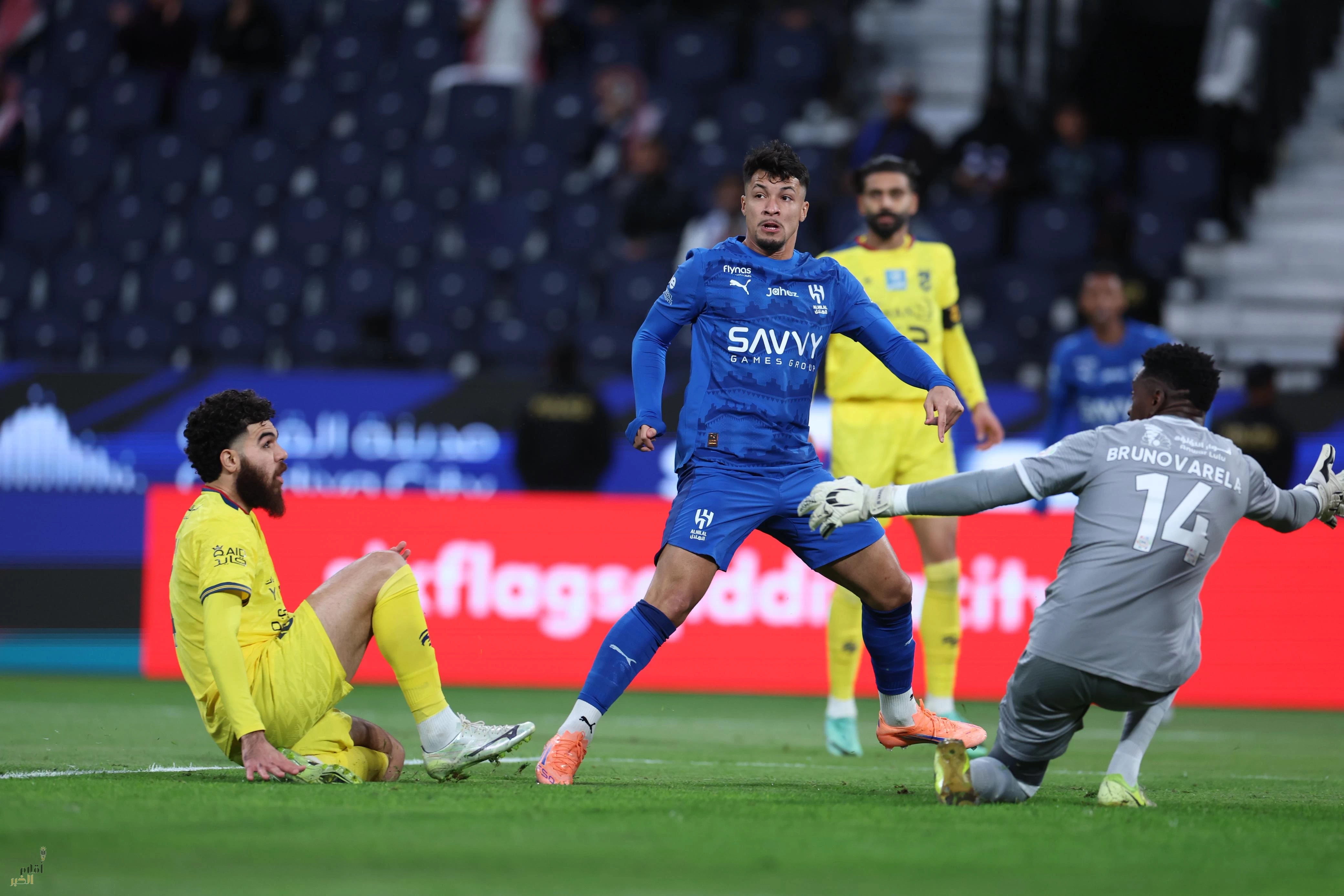 الهلال يعبر الحزم بثلاثية نظيفة ويؤكد أحقيته بالصدارة