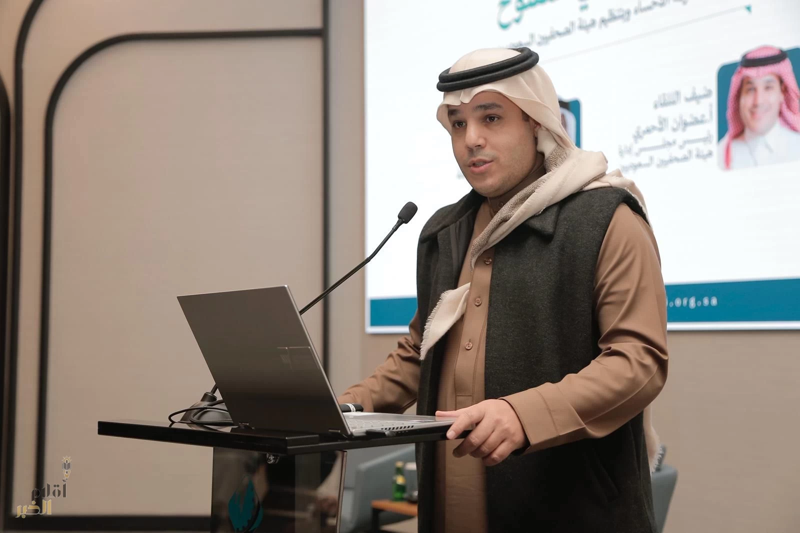 غرفة الأحساء تستضيف رئيس هيئة الصحفيين السعوديين في لقاء إعلامي