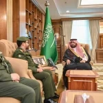 أمير جازان يستقبل مدير جوازات المنطقة المكلّف