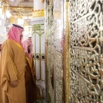 سمو ولي العهد يزور المسجد النبوي