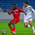 بقيادة بن زكري..الشباب يعود من أبها بنقاط ضمك