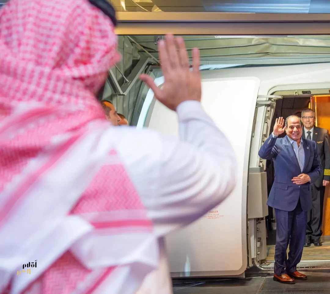 رئيس جمهورية مصر يغادر جدة وسمو ولي العهد في مقدمة مودعيه