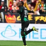 سعود يهز الشباك.. ولانس يضيّق الخناق على باريس في صراع الصدارة