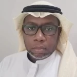 مرفت طيب في " مائدة الضوء " من نقل الخبر إلى صناعة الأثر