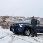 القوات الخاصة للأمن والحماية تكثف جهودها الميدانية تزامنًا مع تساقط الثلوج في منطقة تبوك