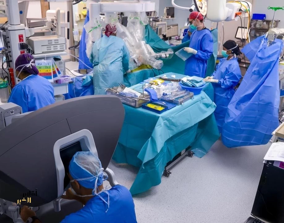 "التخصصي" ينجح في إجراء عملية سحب القولون بتقنية "سونسن" لطفل يبلغ من العمر عامين